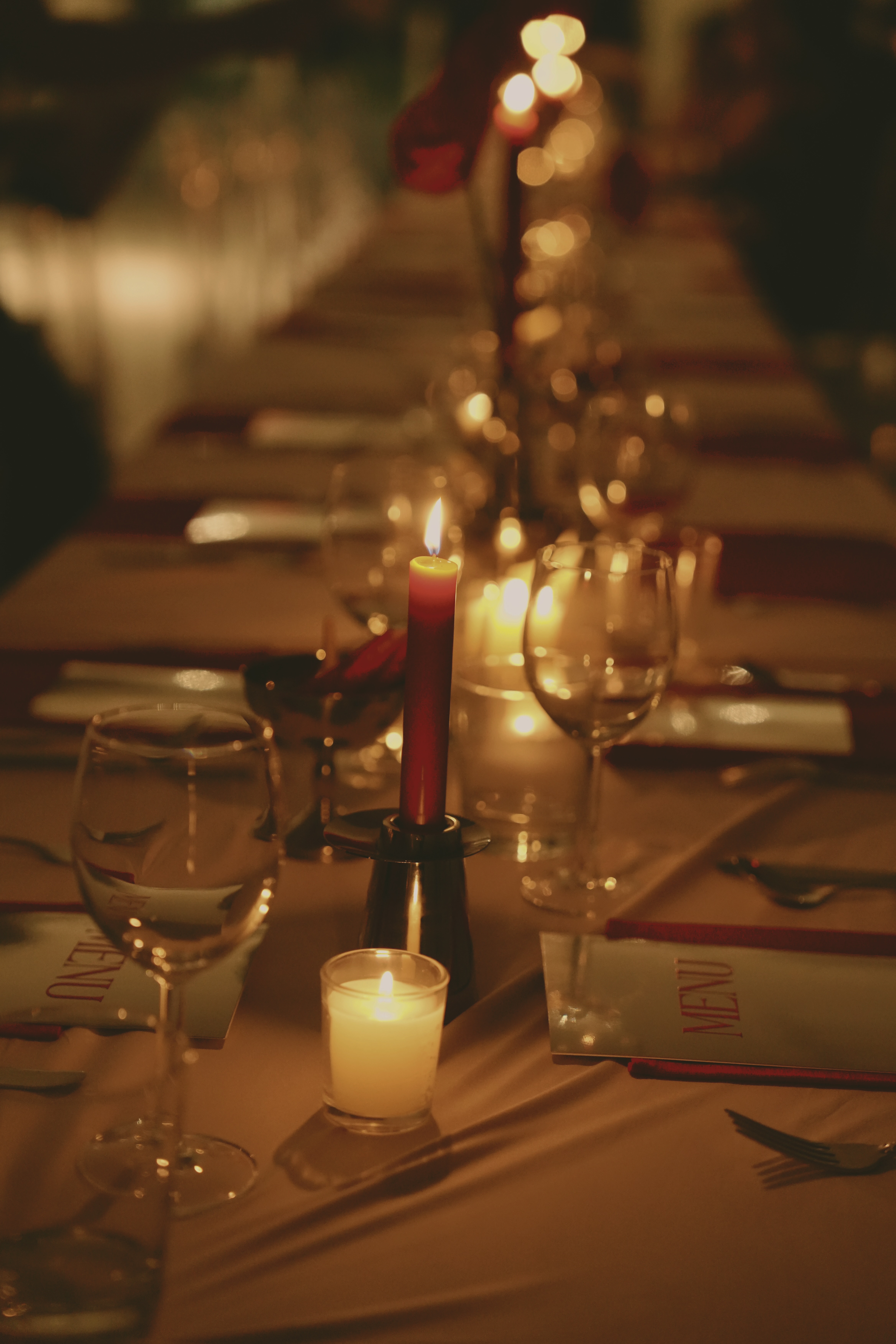 PRIVATE TABLE No. 1